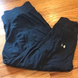 Under armor crop workout pants